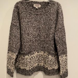Cote Womens sweater size large with pockets